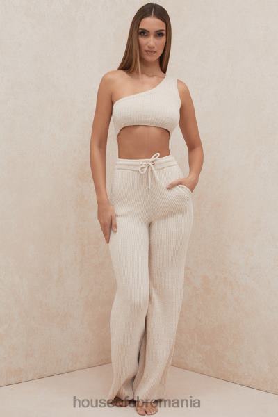 îmbrăcăminte House of CB top crop pe un umăr de chenille crem charlie X4F68781